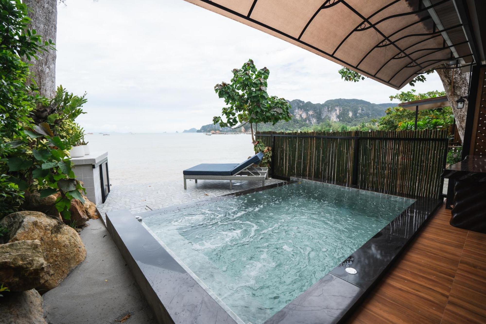 别墅 Beachhouse Pool 甲米